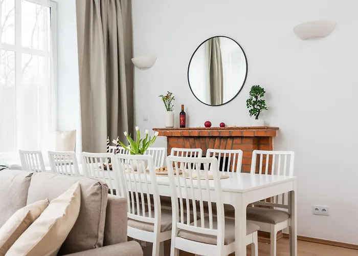 Modern Centrally Located Apartments - By Upstairs
